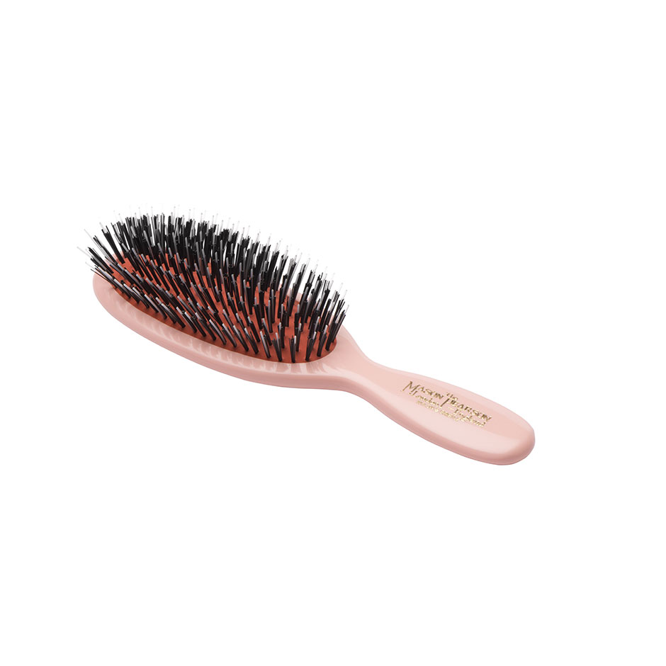 Hair brush in bristle & nylon