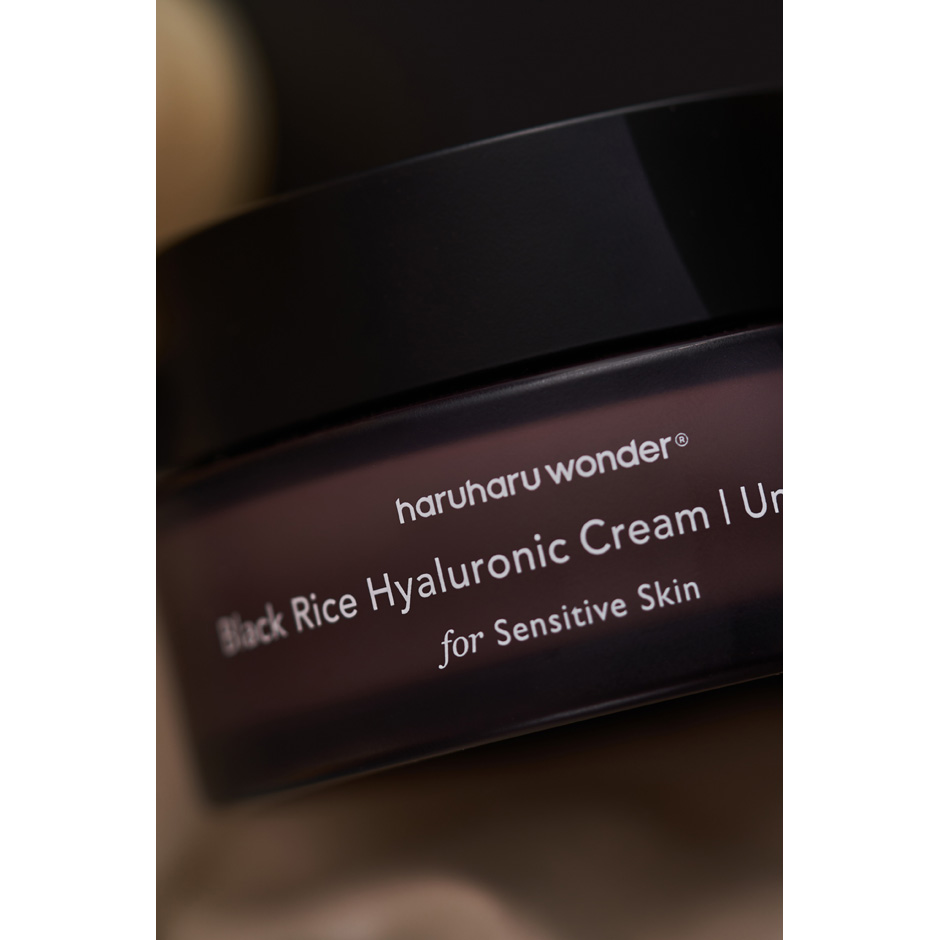 Black Rice Hyaluronic Cream