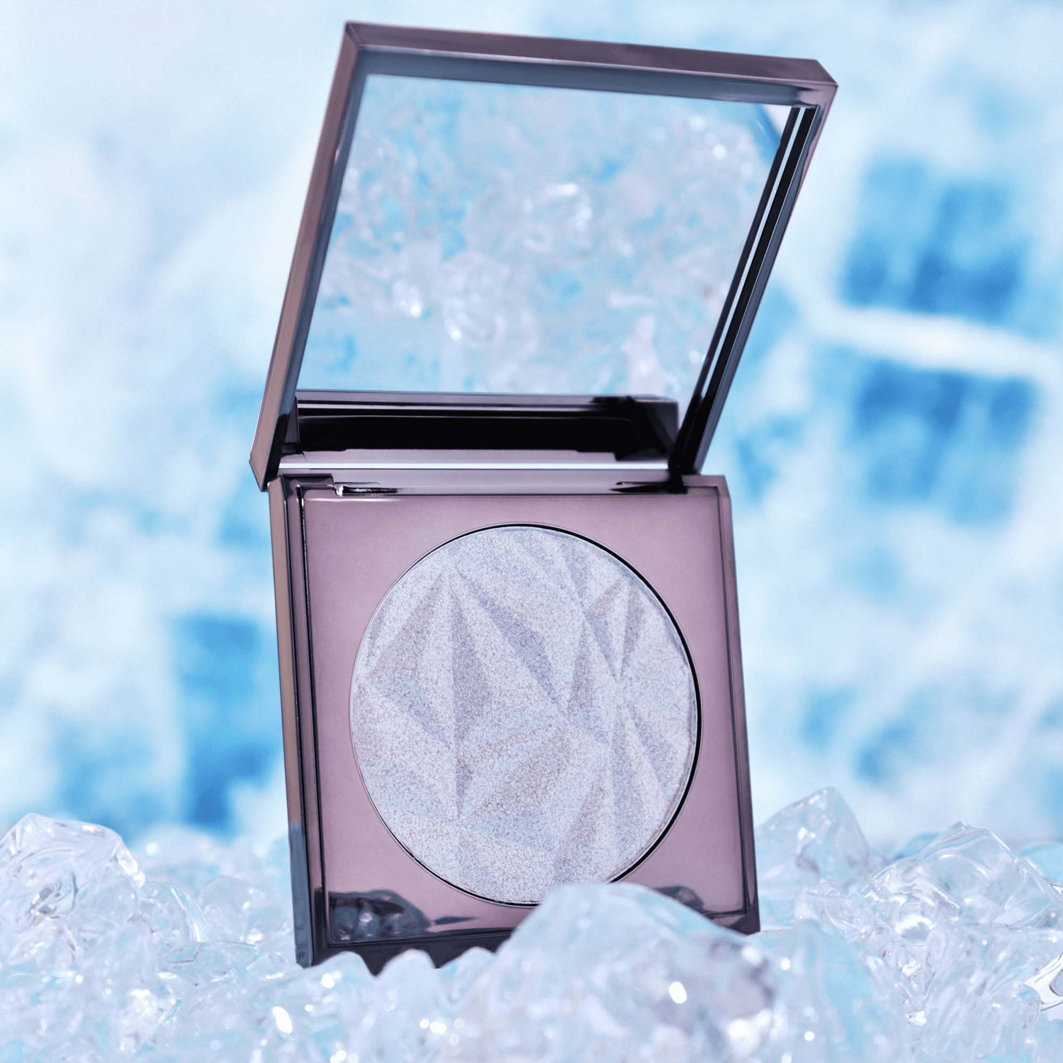 ARCTIC ILLUSION Highlighter